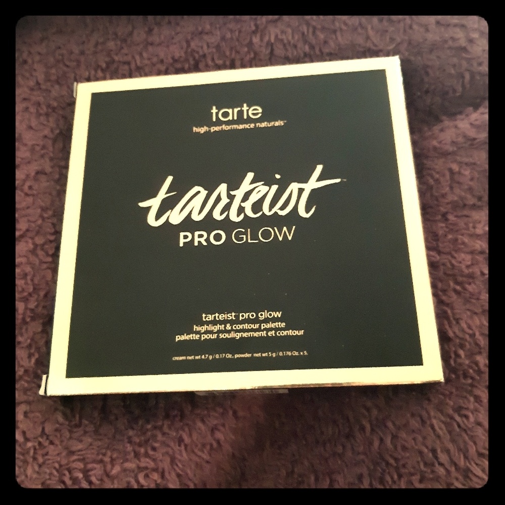 Tarte- Tarteist proglow makeup palette